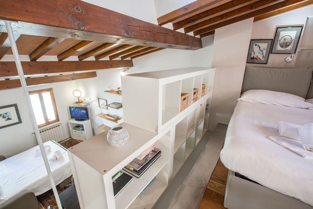 Апартаменты Bohemienne Penthouse Флоренция Экстерьер фото
