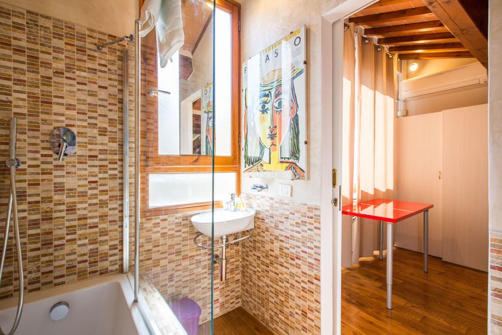 Апартаменты Bohemienne Penthouse Флоренция Экстерьер фото