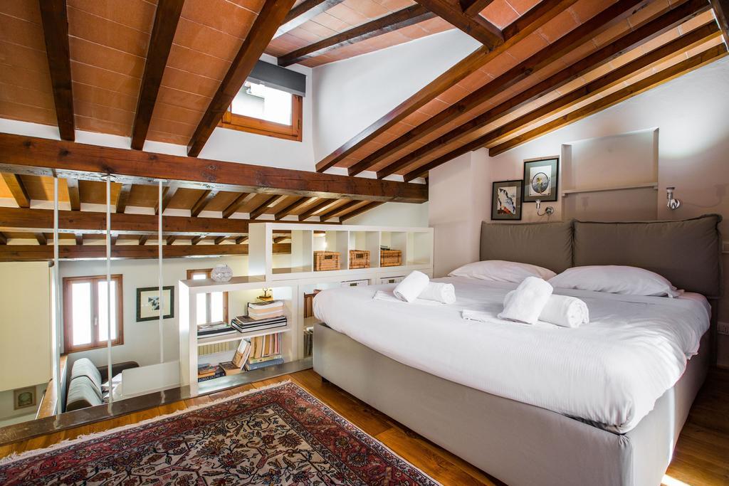Апартаменты Bohemienne Penthouse Флоренция Экстерьер фото