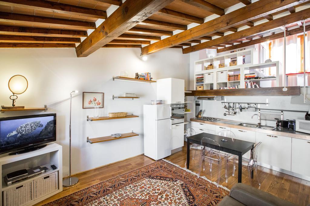 Апартаменты Bohemienne Penthouse Флоренция Экстерьер фото