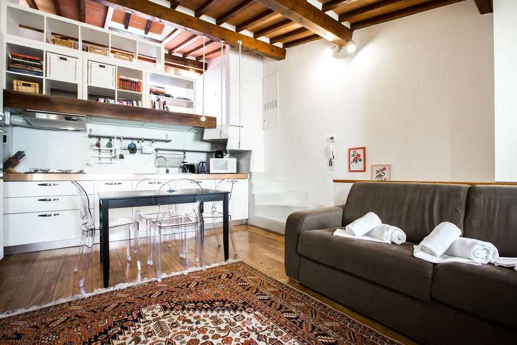 Апартаменты Bohemienne Penthouse Флоренция Экстерьер фото